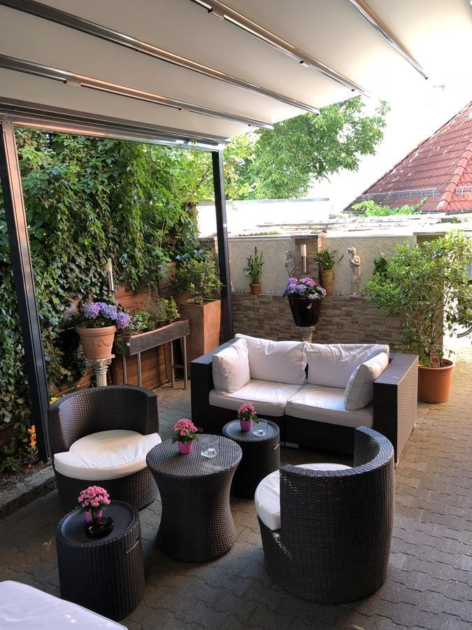 Hotel Poseidon Ludwigsburg Esterno foto